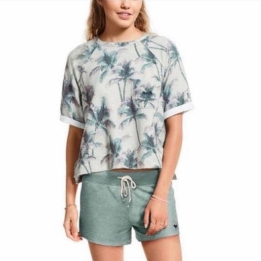 PINK VS Oversized Crop Palm Tree Shirt Sz L